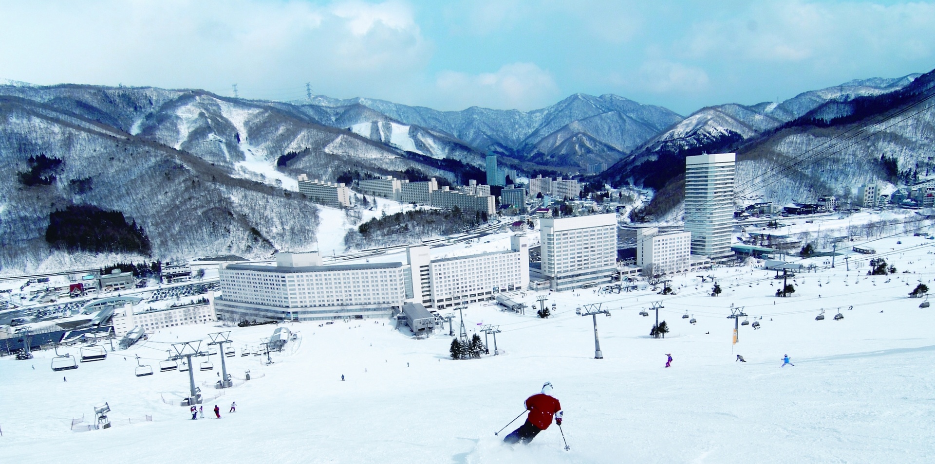 Stay & Ski Naeba