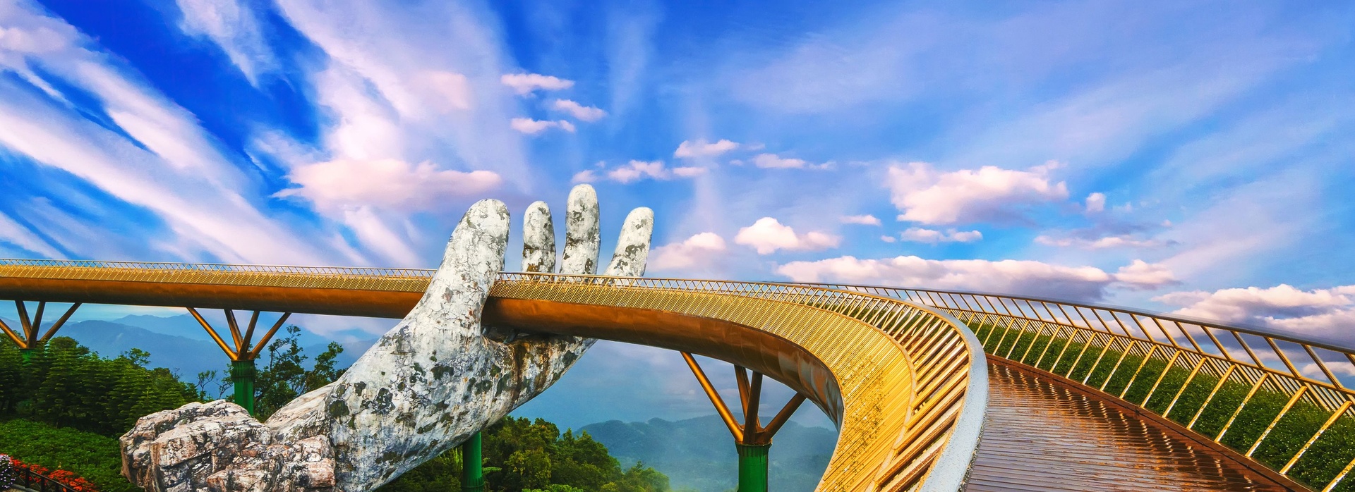 Hero Ba Na Hills Vietnam
